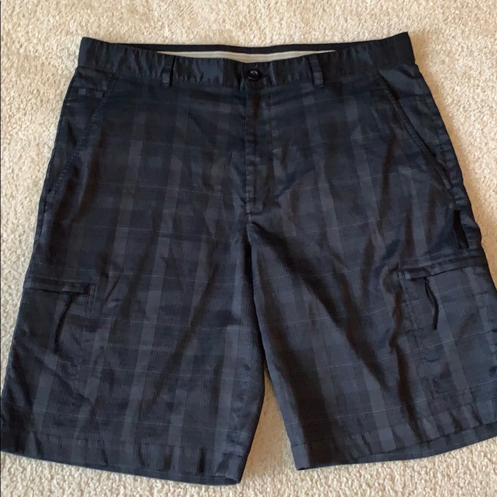 Greg Norman Shorts 36